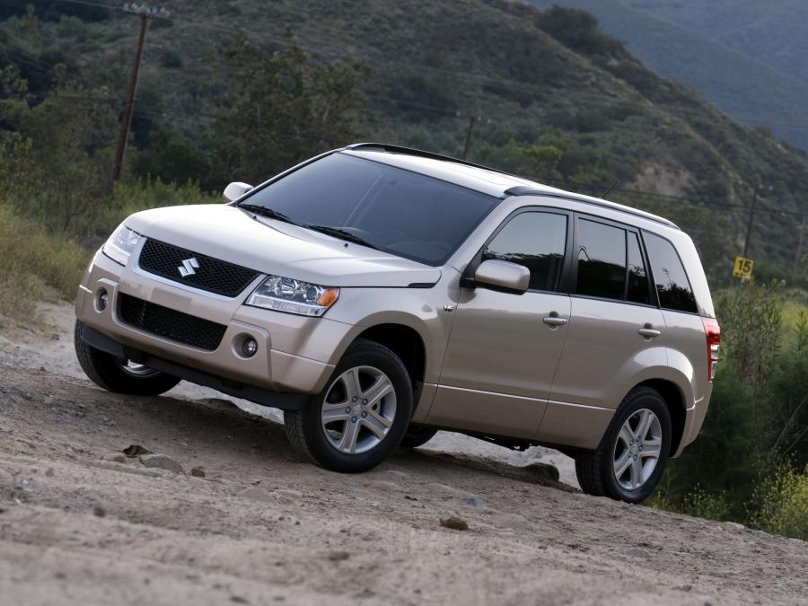 Suzuki Grand Vitara 5-Door 2005 года  (US) (фото 29 из 30)